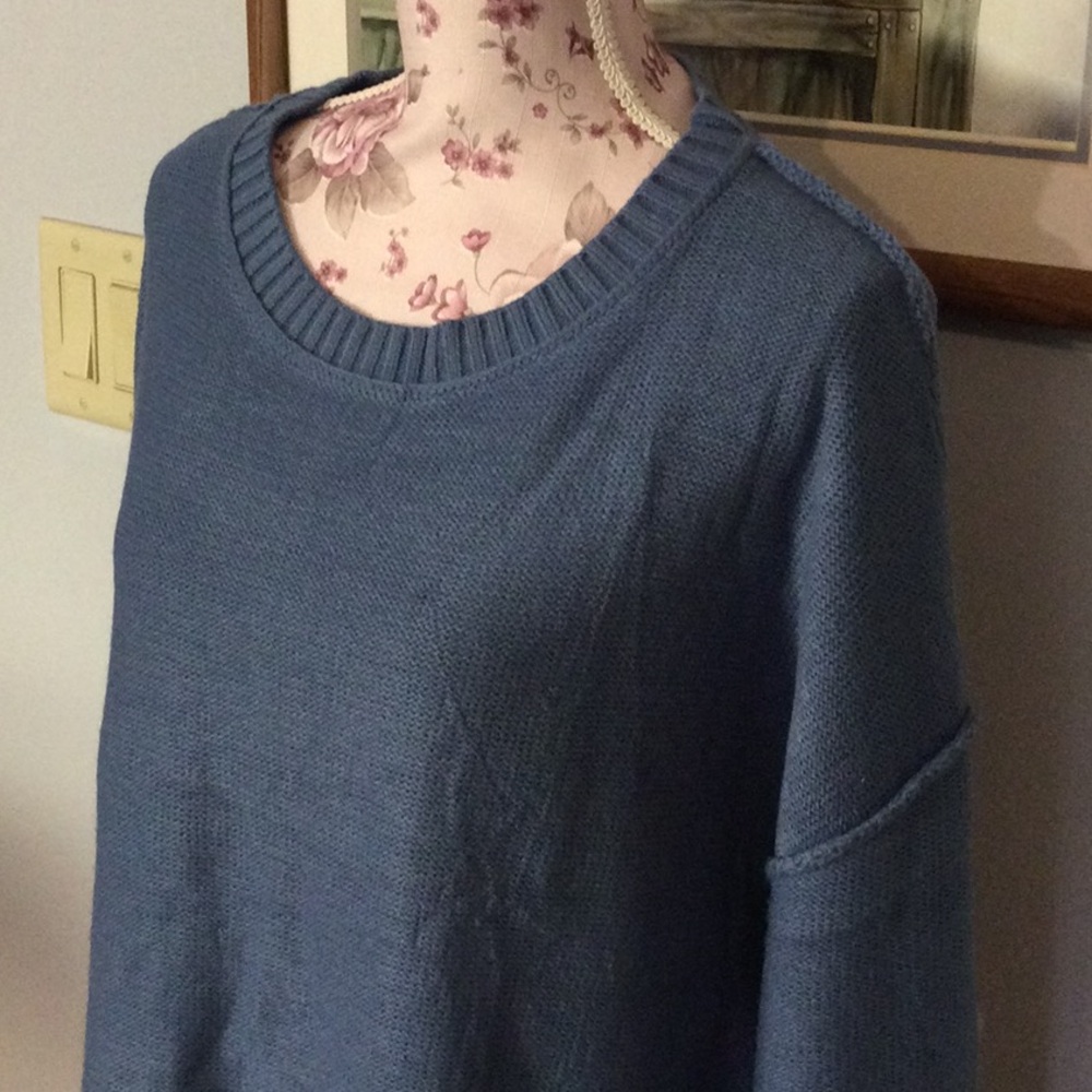 Merokeety Blue Sweater - Picture 3 of 11